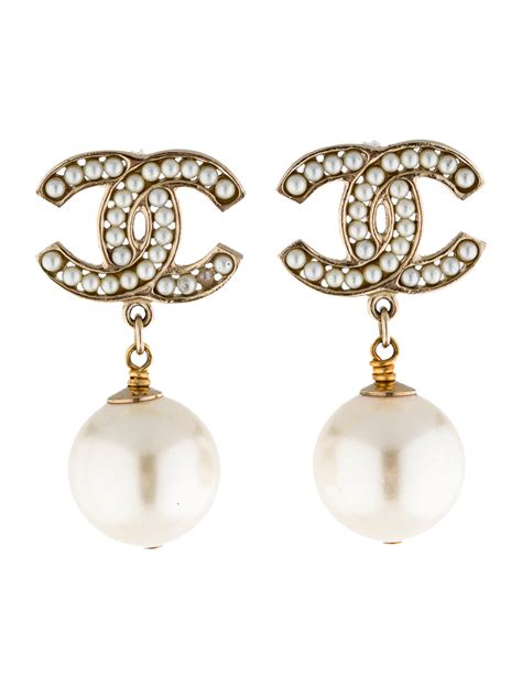 chanel pearl drop earings|chanel earrings original.